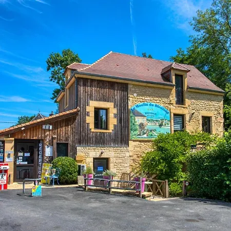 キャンプ場 Le Moulin Du Bleufond *