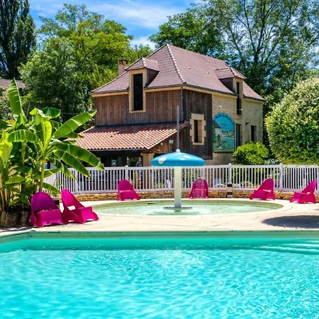 Le Moulin Du Bleufond キャンプ場 モンティニャック